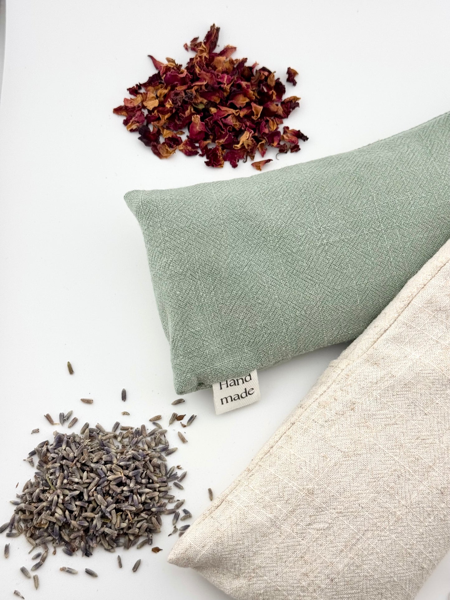 כרית עיניים למדיטציה עם קריסטלים