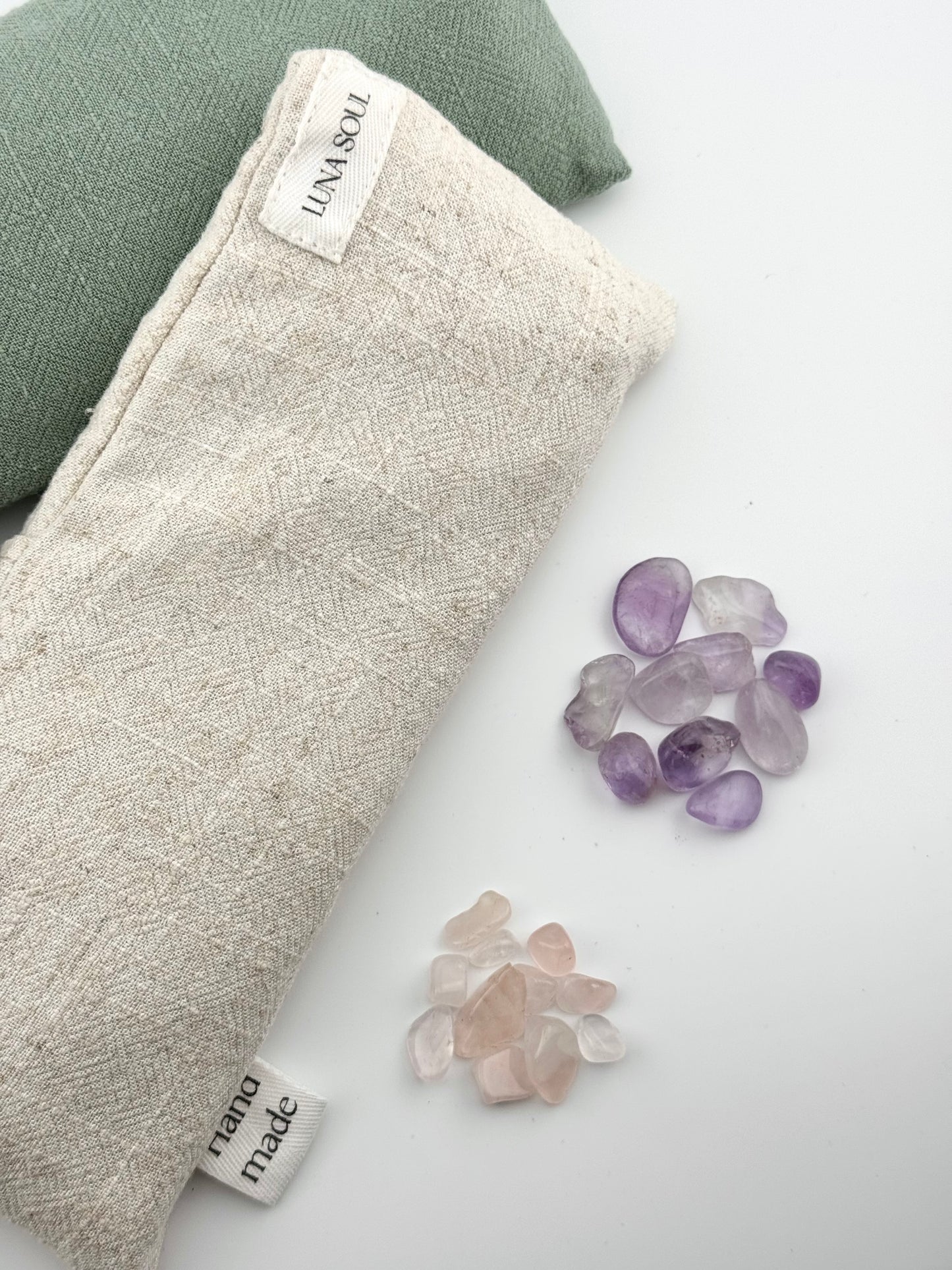 כרית עיניים למדיטציה עם קריסטלים